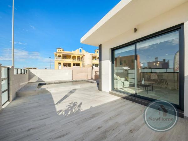 Casa independiente en C. Miguel Delibes