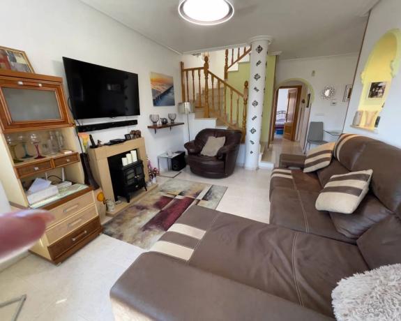 Casa de pueblo en calle Inglaterra, 13