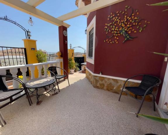 Casa de pueblo en calle Inglaterra, 13