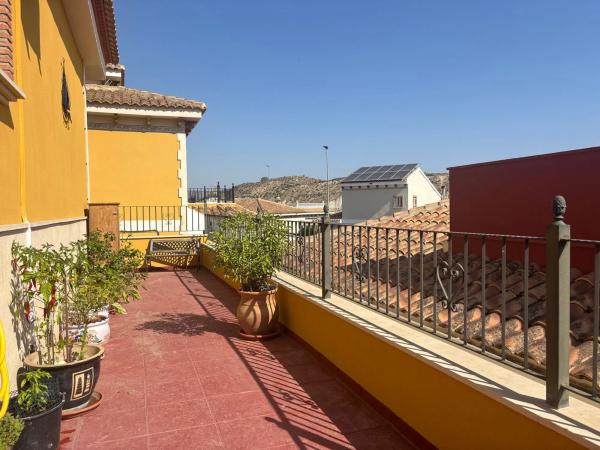 Casa independiente en calle Alemania s/n