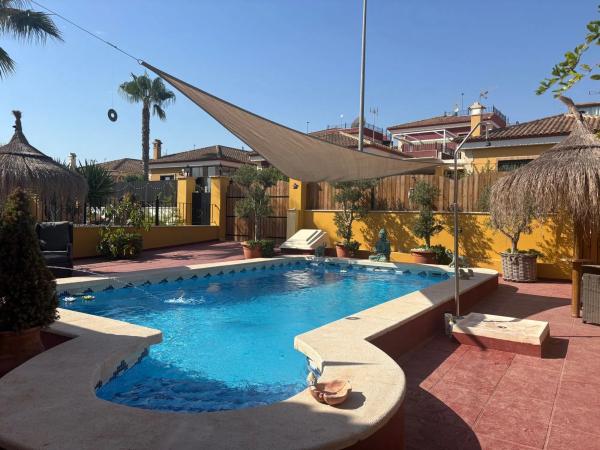 Casa independiente en calle Alemania s/n