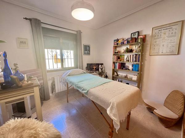 Casa independiente en calle Alemania s/n