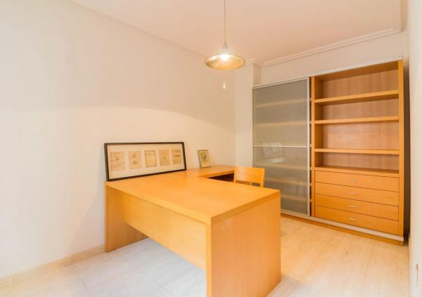 Casa independiente en calle Príncipe de Asturias