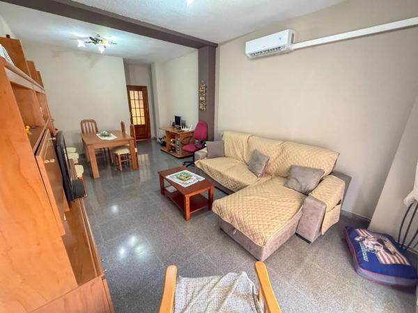 Piso en calle Luis Galiana, 11