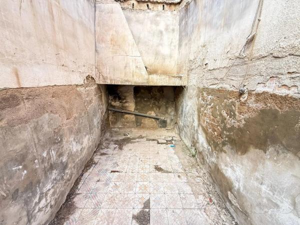 Casa independiente en calle Salitre, 23