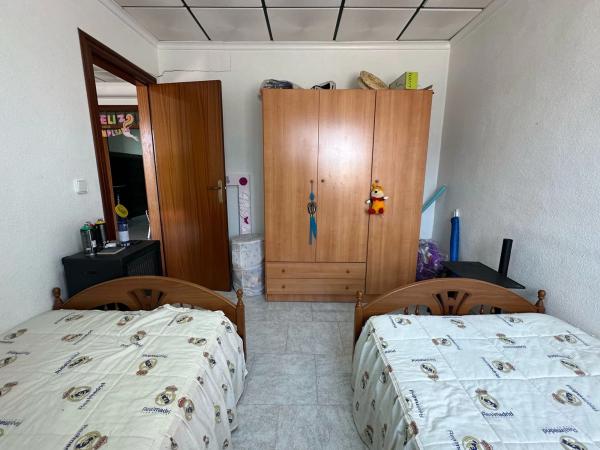 Casa independiente en Barrio S. Jose Cr Catral, 277