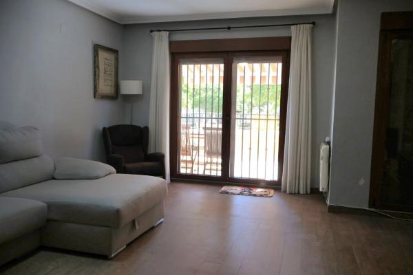 Chalet adosado en calle Cervantes, 50