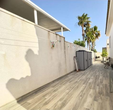 Casa independiente en calle Estocolmo