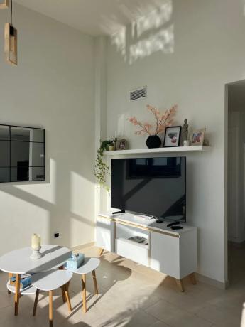 Casa independiente en avenida de Argentina, 2 , 1 Tindra Laguna, corner of Salvador