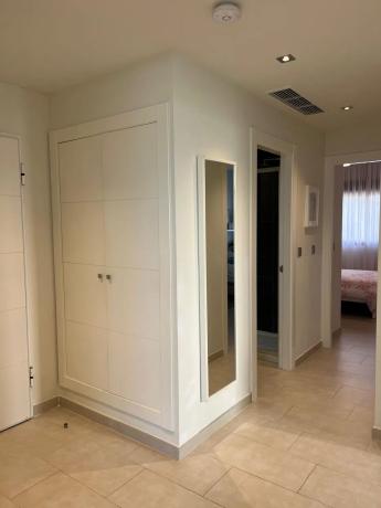 Casa independiente en avenida de Argentina, 2 , 1 Tindra Laguna, corner of Salvador