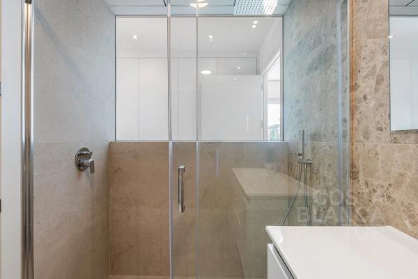 Casa independiente en calle Elche