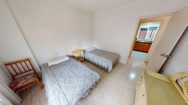 Piso en calle Hermenegildo Maria Ruiz