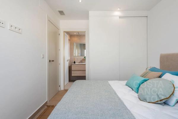 Casa independiente en calle Elche