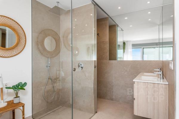 Casa independiente en calle Elche