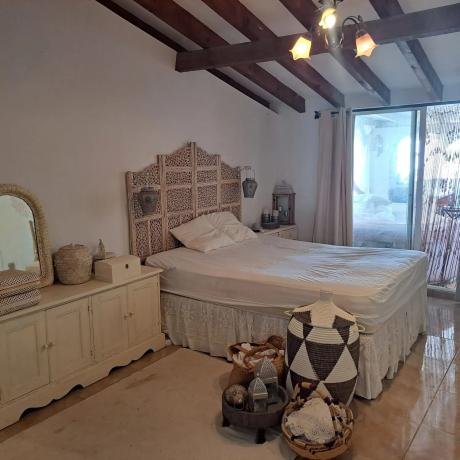 Casa independiente en calle Cuenca