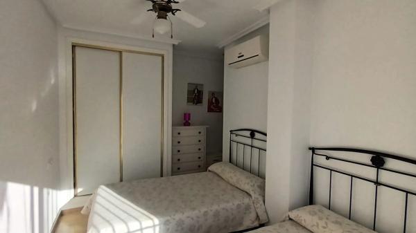 Ático en avenida Reina Sofia, 21