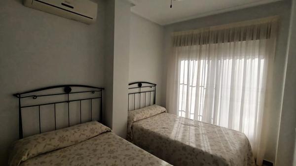 Ático en avenida Reina Sofia, 21