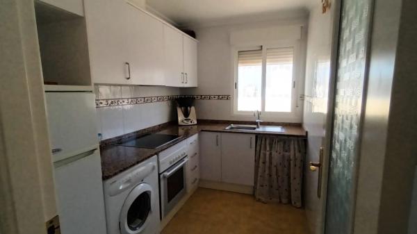 Ático en avenida Reina Sofia, 21