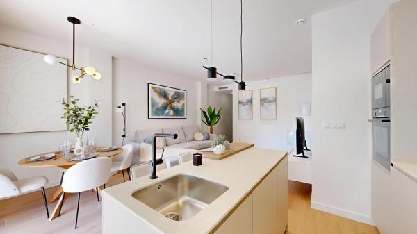 Ático en calle Miguel Hernández, 102