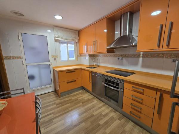 Piso en calle Zaragoza, 12