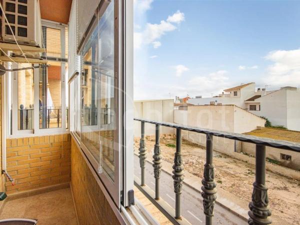 Piso en calle Alberto Paredes, 4 -6