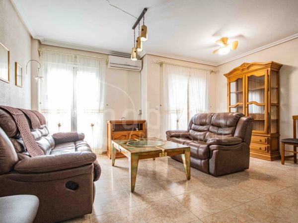 Piso en calle Alberto Paredes, 4 -6