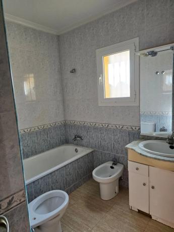 Casa independiente en calle algarrobo, 65