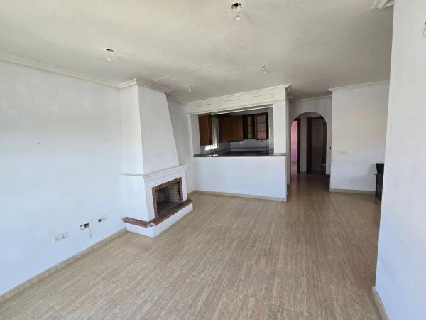 Casa independiente en calle algarrobo, 65