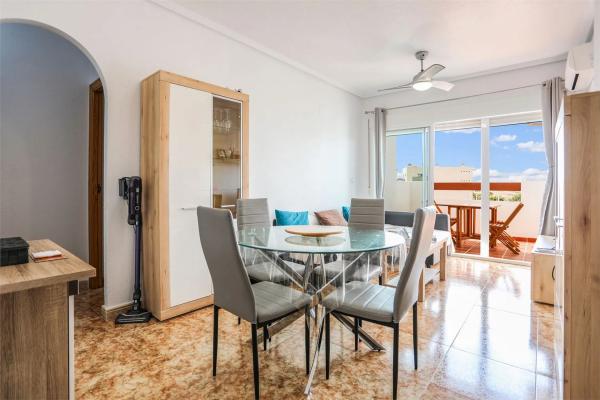 Ático en calle J.H.Alhamed