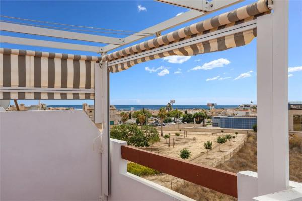 Ático en calle J.H.Alhamed