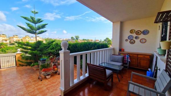 Piso en Barrio Lomas de Cabo Roig-Los Dolses