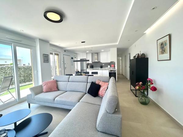 Casa independiente en avenida del Golf, 23