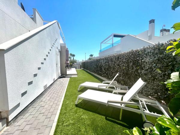 Casa independiente en avenida del Golf, 23