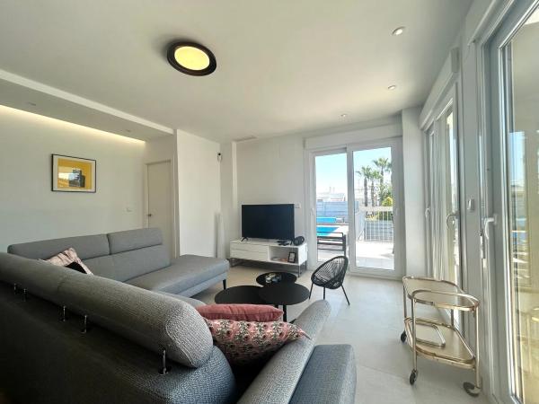 Casa independiente en avenida del Golf, 23