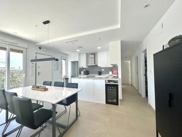 Casa independiente en avenida del Golf, 23