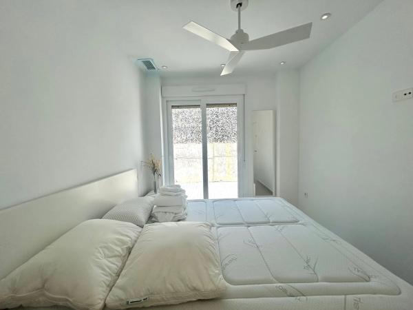 Casa independiente en avenida del Golf, 23