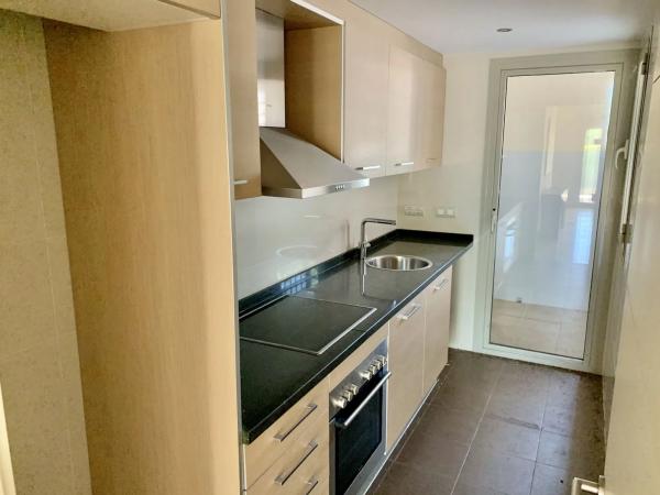 Piso en avenida de las Colinas, 10