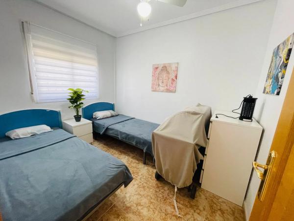 Chalet pareado en calle J.H.Alhamed