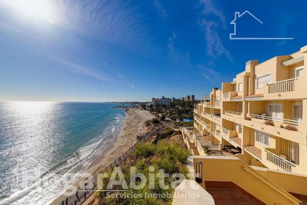 Piso en avenida de las Adelfas