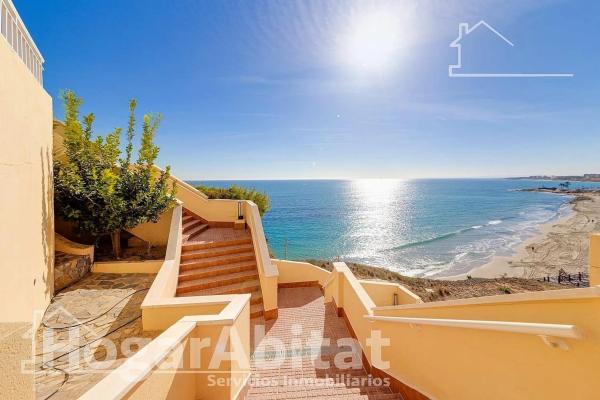 Piso en avenida de las Adelfas