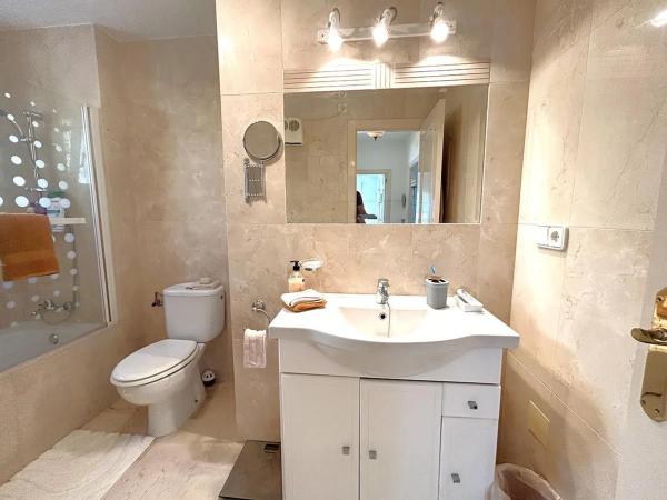 Casa independiente en calle Niágara, 11