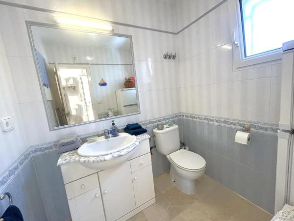 Casa independiente en calle Niágara, 11