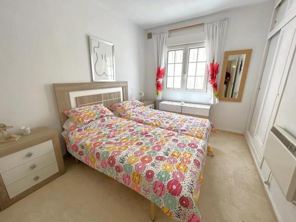 Casa independiente en calle Niágara, 11