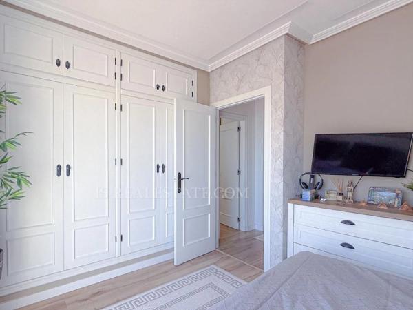 Chalet adosado en calle Cabo de Gata