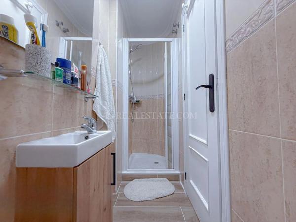 Chalet adosado en calle Cabo de Gata