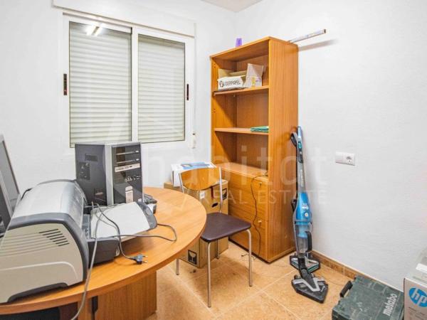 Chalet adosado en calle Ciruelo, 195