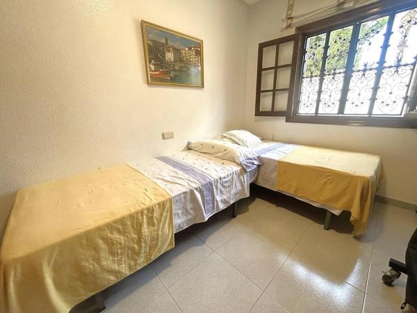 Casa independiente en calle Elcano Zen, 4