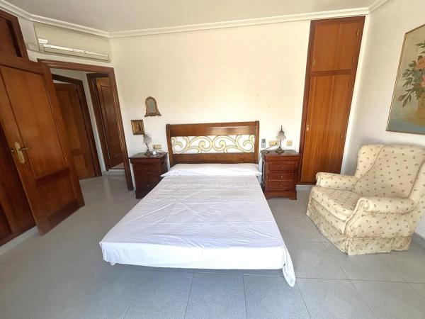 Casa independiente en calle Elcano Zen, 4