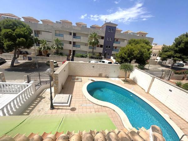 Casa independiente en calle Elcano Zen, 4