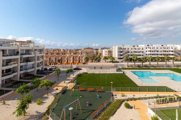 Ático en calle Estragón s/n